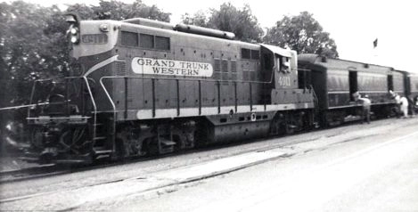 GTW Train 21 at Royal Oak